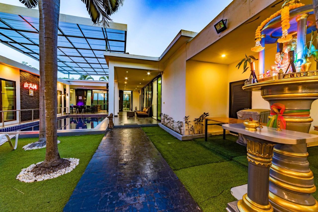 Holiday home 4 Bedroom Modern Pool Bl10