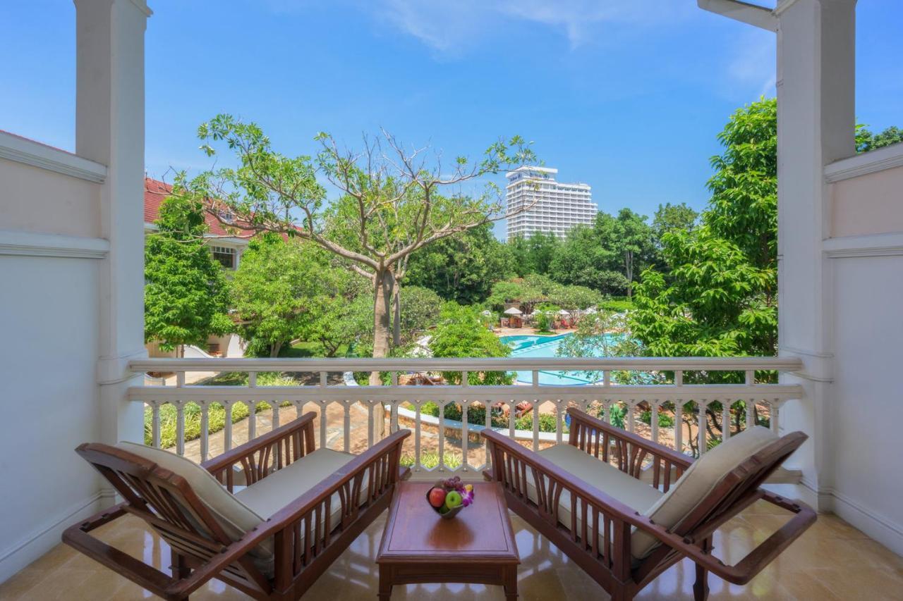 Centara Grand Beach & Resort 5*