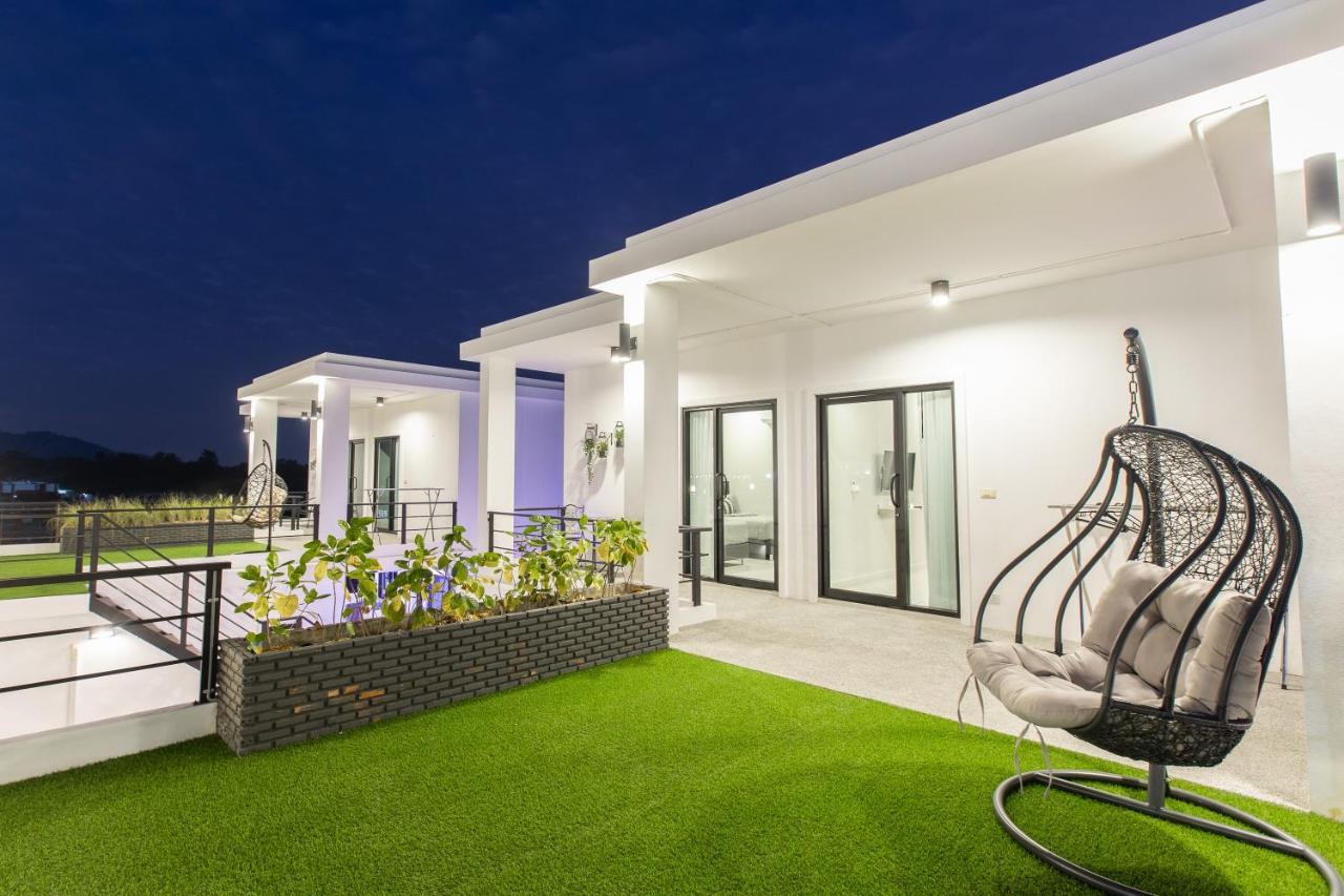 Boulogne Pool Hua Hin