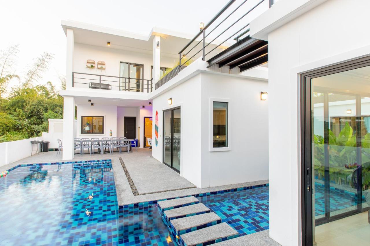 Villa Boulogne Pool