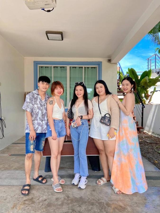 Villa เรนโบว์ ปาร์ตี้ พูลวิลล่า Rainbow Party Hua-hin Poolvilla Hua Hin