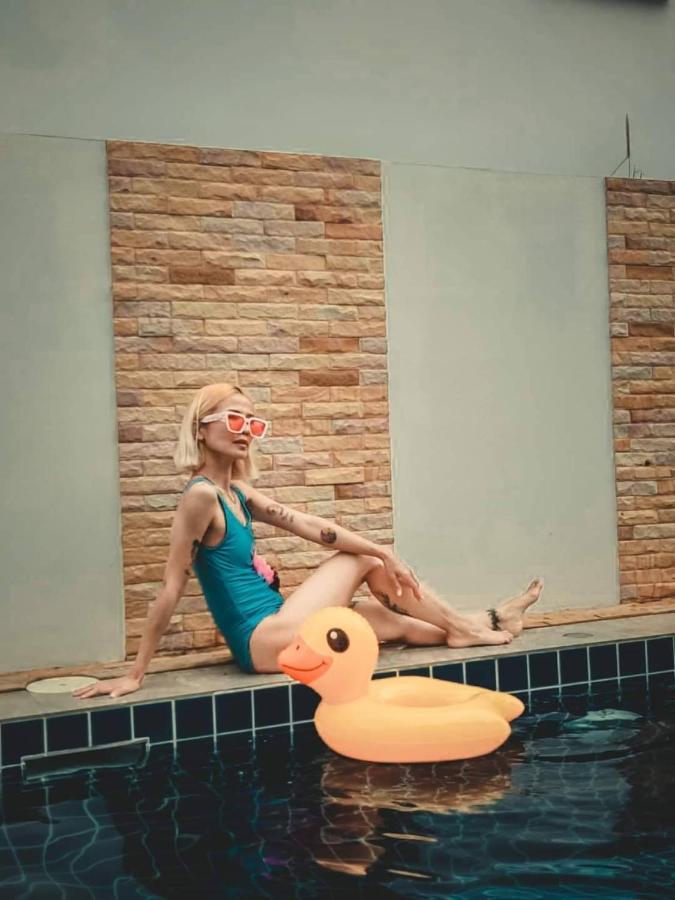 สโลไลฟ์ ปาร์ตี้ พูลวิลล่า Slowlife Party Hua-hin Pool Hua Hin
