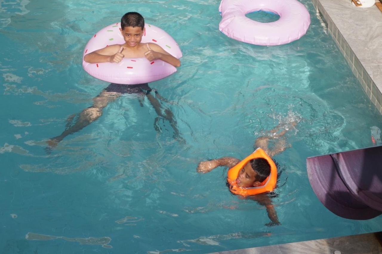 สโลไลฟ์ ปาร์ตี้ พูลวิลล่า Slowlife Party Hua-hin Pool *