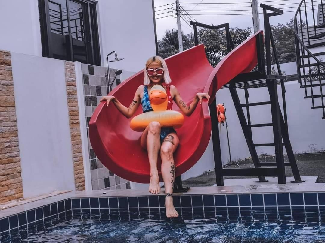 สโลไลฟ์ ปาร์ตี้ พูลวิลล่า Slowlife Party Hua-hin Pool * Hua Hin