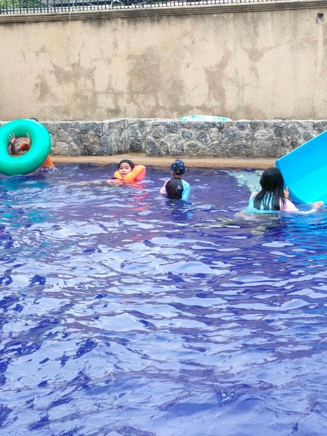 ปาล์ม ปาร์ตี้ พูลวิลล่า Palm Party Hua-hin Pool * Hua Hin