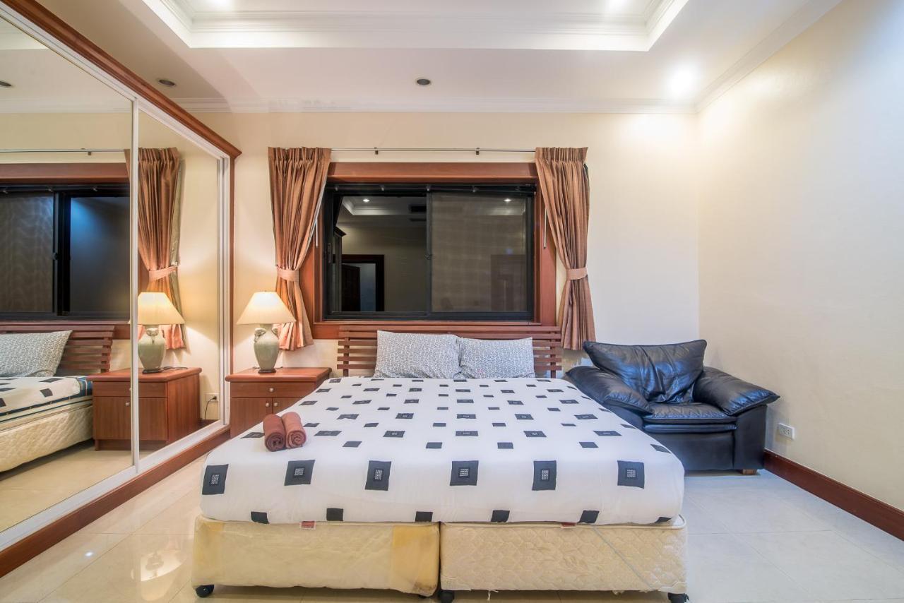 ปาล์ม ปาร์ตี้ พูลวิลล่า Palm Party Hua-hin Pool