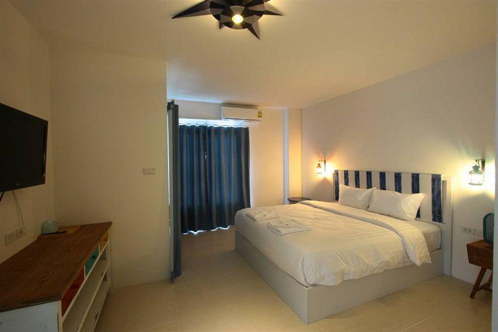 Hub 57 2* Hua Hin
