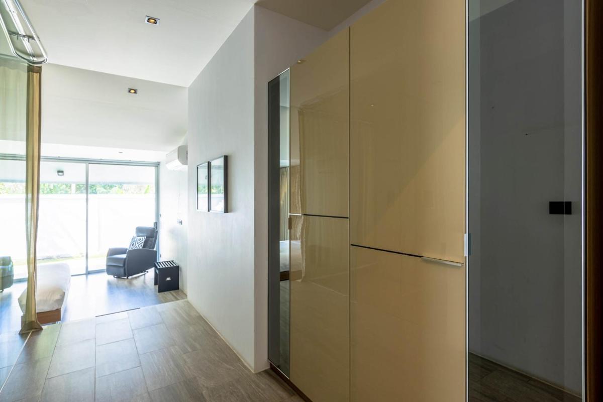 Large Private Pool With 7 Bedrooms 7b *