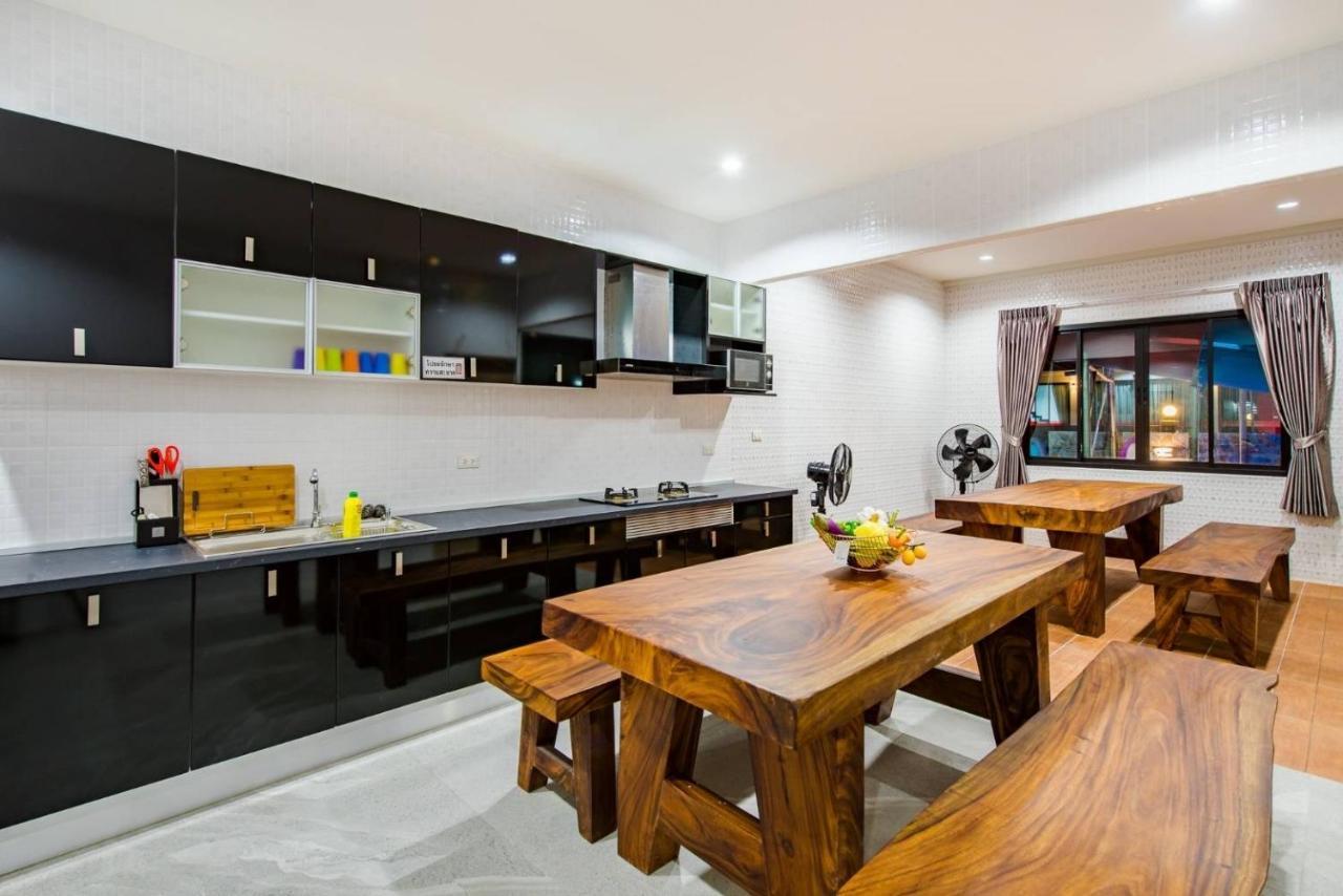 Villa P Henry&app Poolvilla