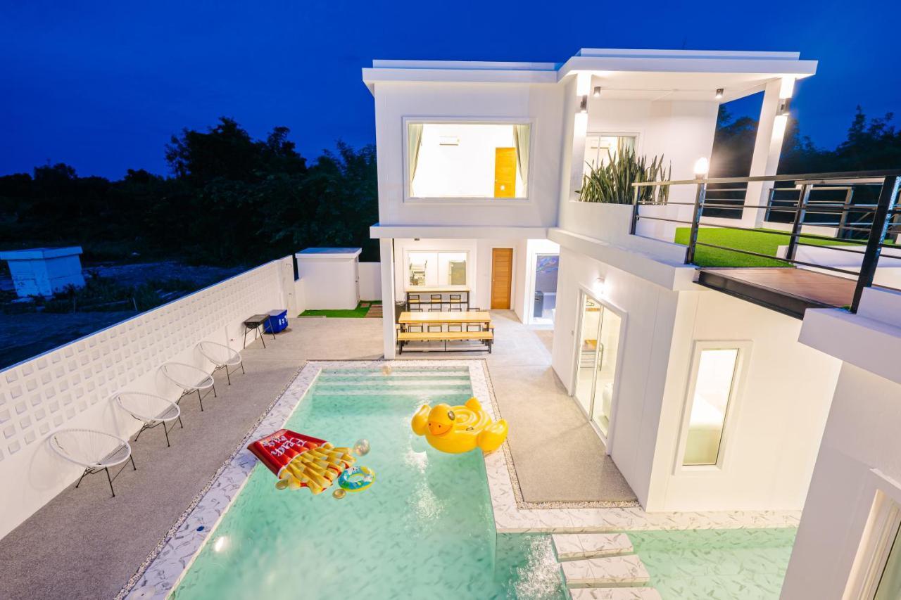 Milksedjai Pool * Hua Hin