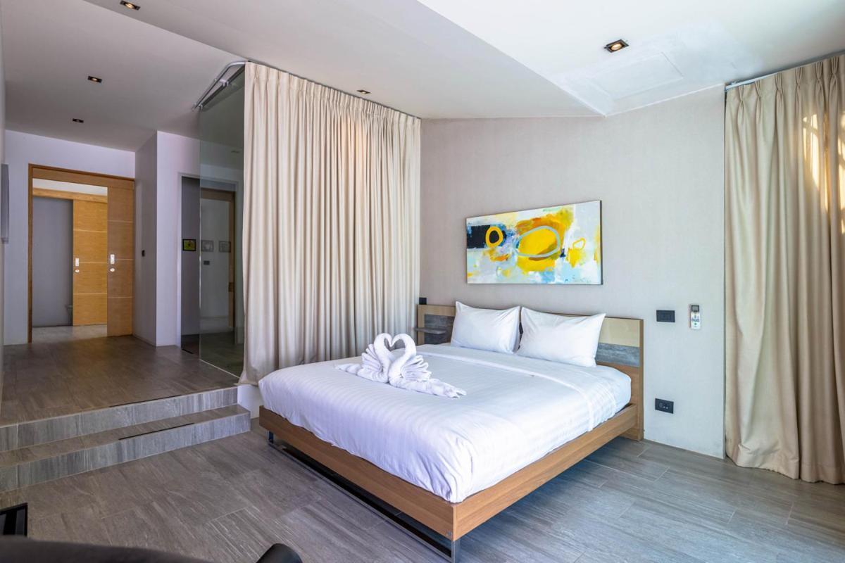 Large Private Pool With 7 Bedrooms 7b Hua Hin