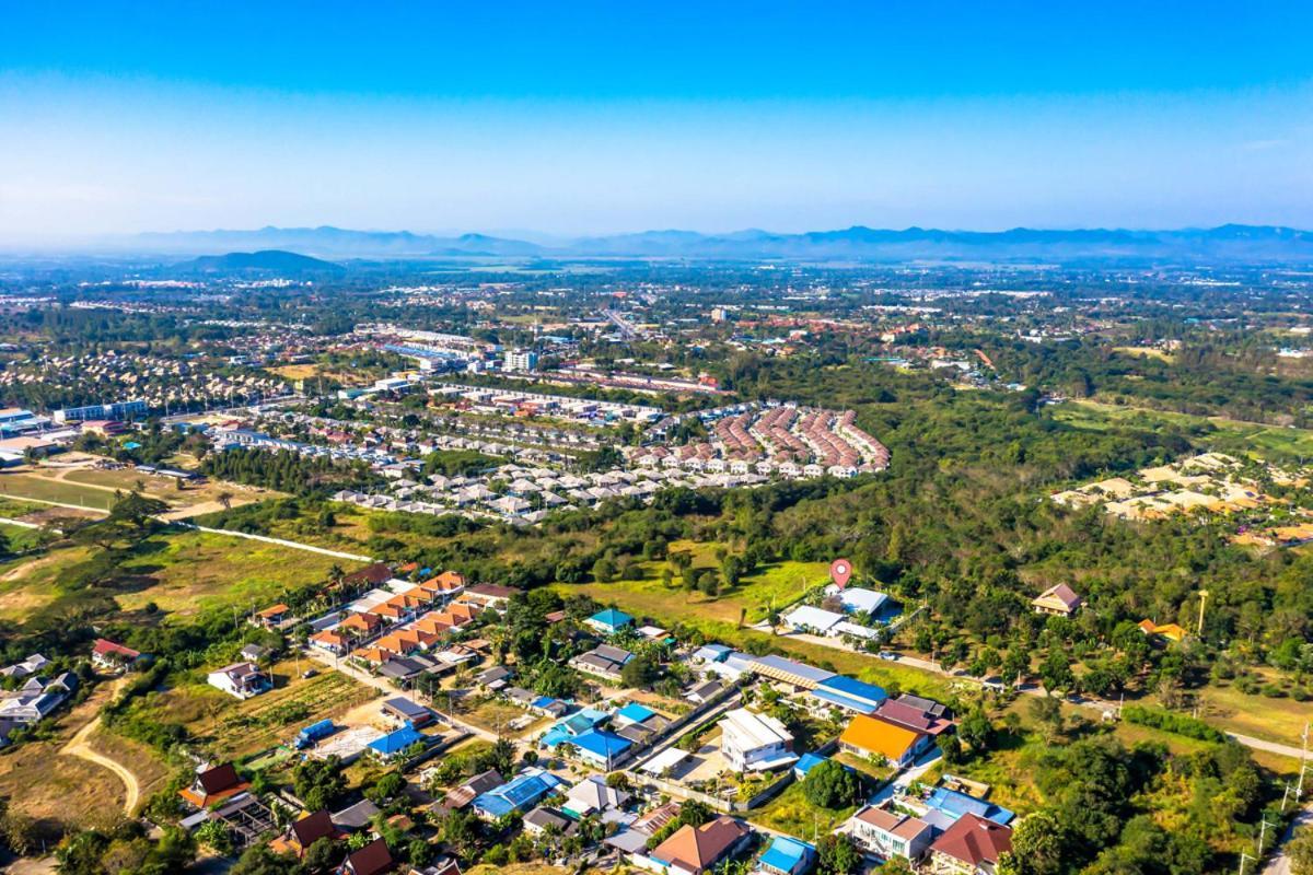 Large Private Pool With 7 Bedrooms 7b Villa Hua Hin