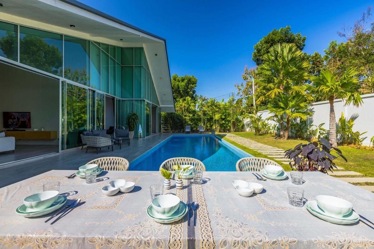 Large Private Pool With 7 Bedrooms 7b Hua Hin