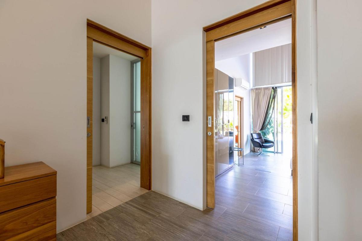 Large Private Pool With 7 Bedrooms 7b Hua Hin