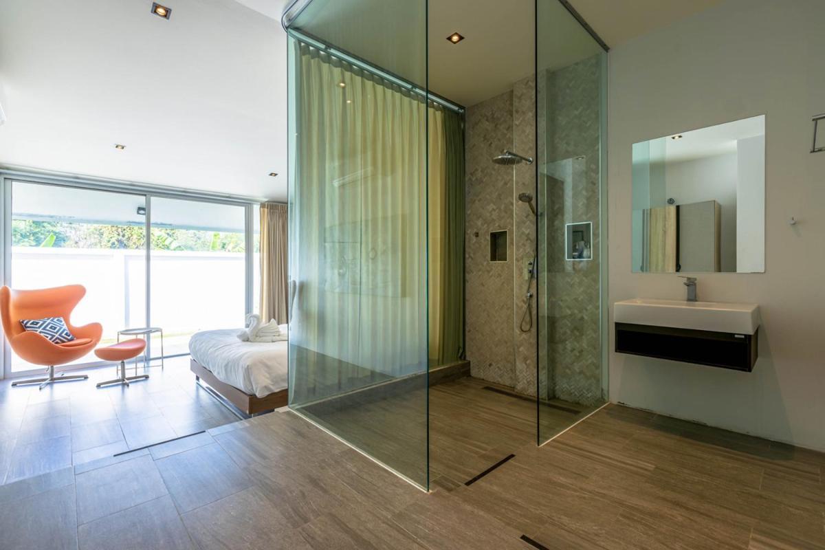 Large Private Pool With 7 Bedrooms 7b Villa *