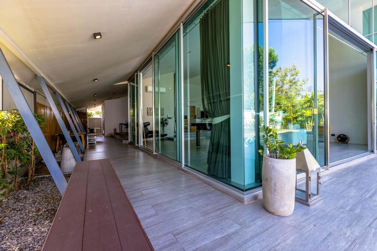 Large Private Pool With 7 Bedrooms 7b *