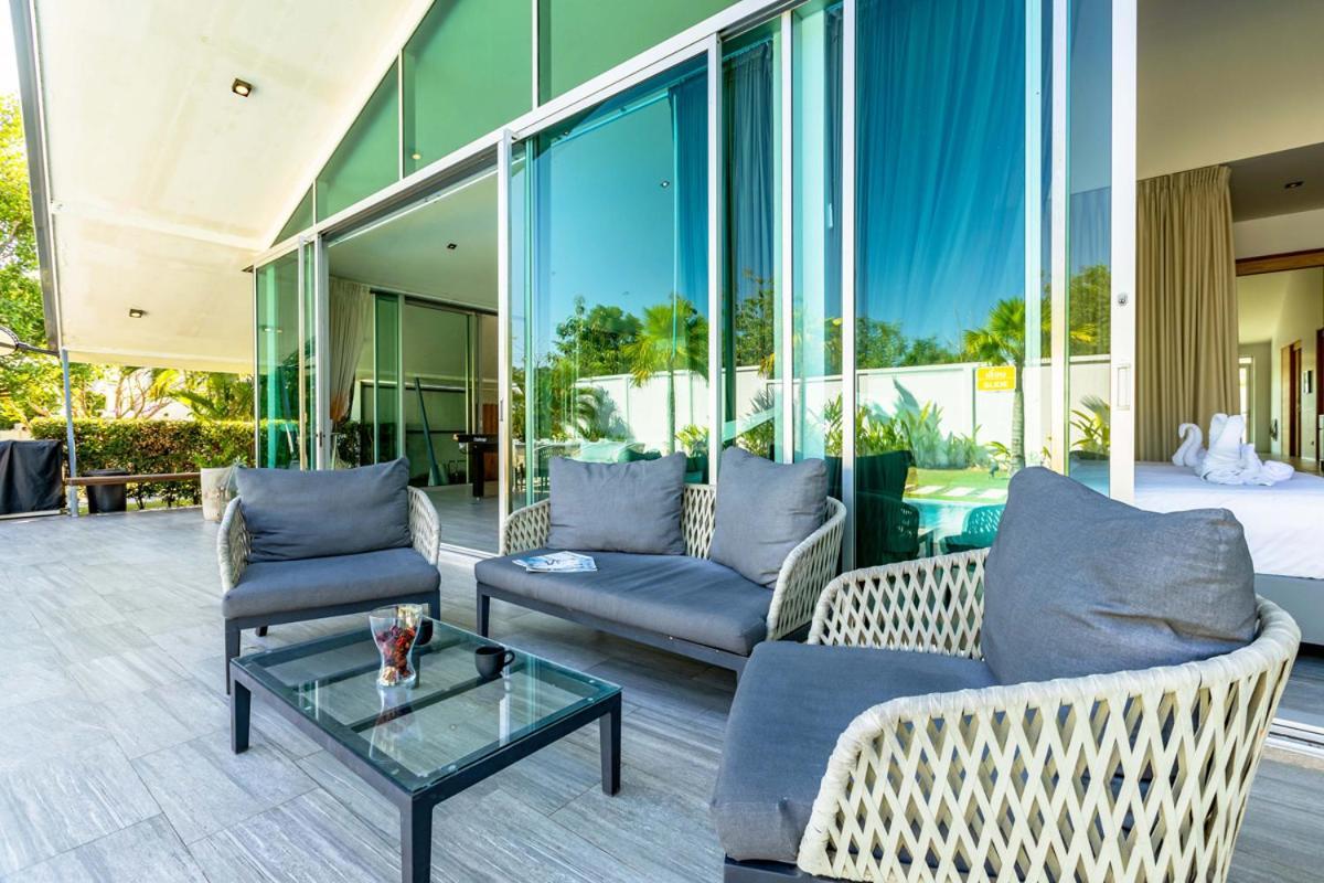 Villa Large Private Pool With 7 Bedrooms 7b Hua Hin