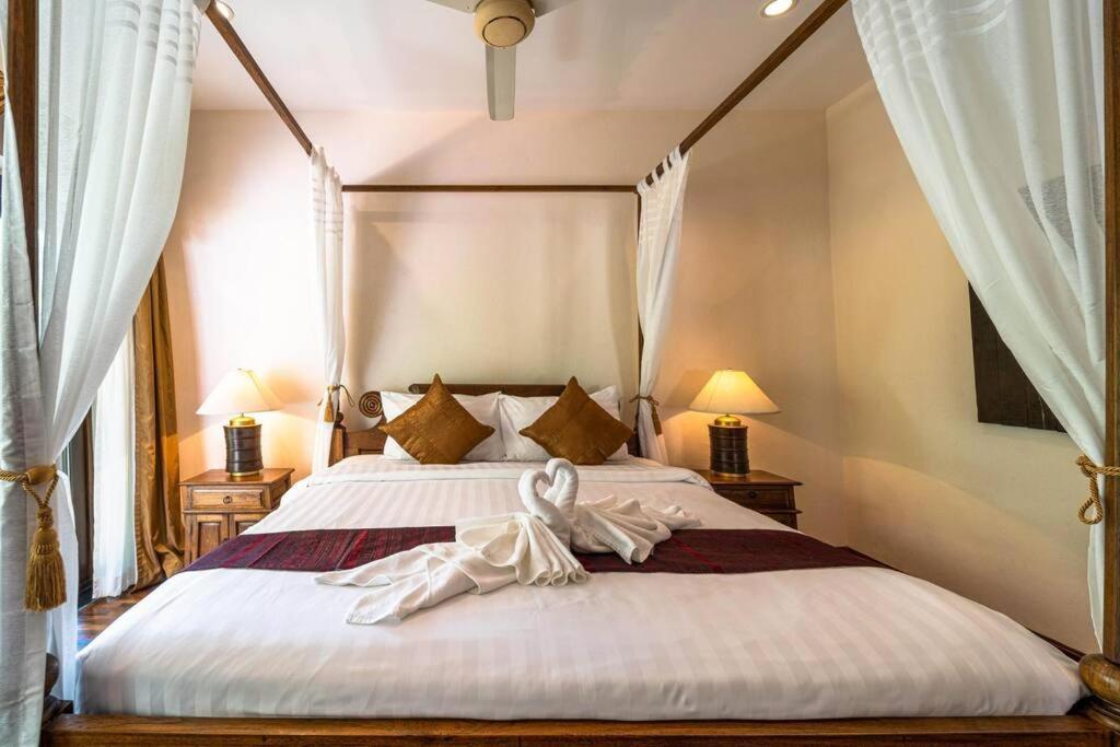Villa Cozy 3 Bedroom Pool Close To Town Cv3l