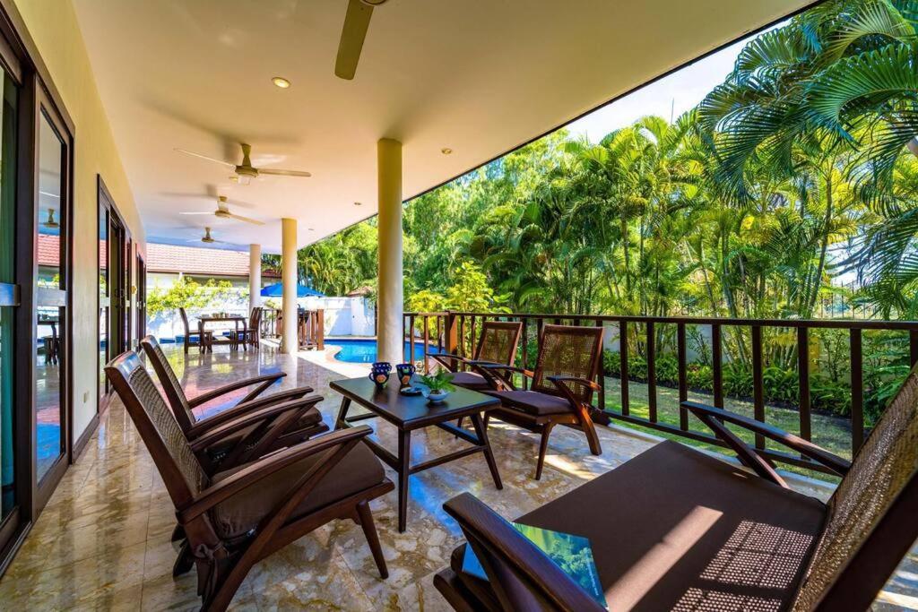 Cozy 3 Bedroom Pool Close To Town Cv3l Villa Hua Hin
