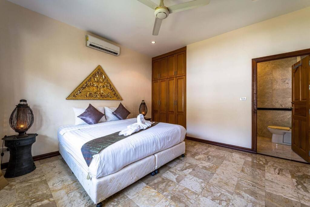 Cozy 3 Bedroom Pool Close To Town Cv3l Villa