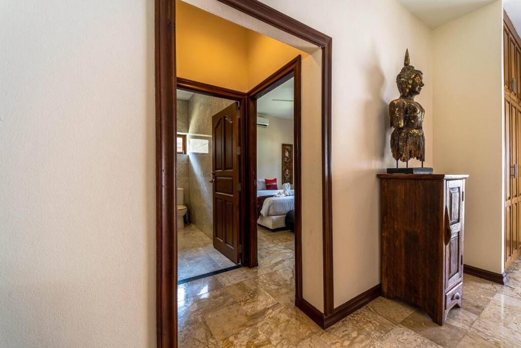 Cozy 3 Bedroom Pool Close To Town Cv3l Villa *