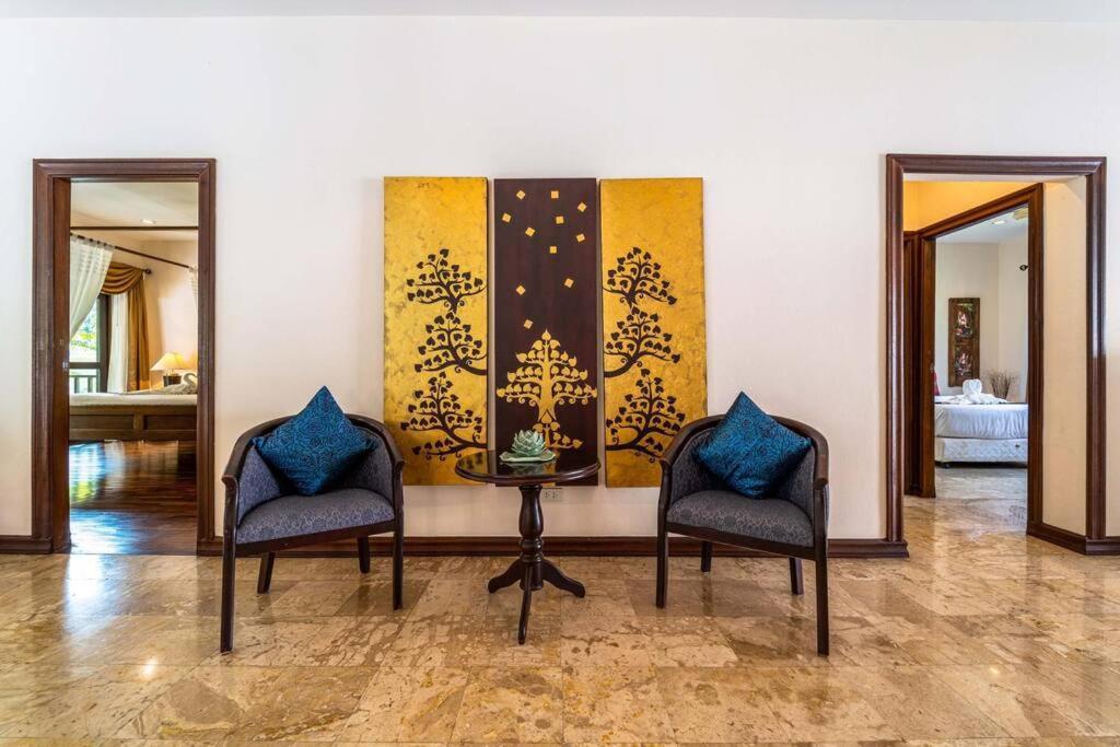Cozy 3 Bedroom Pool Close To Town Cv3l Villa