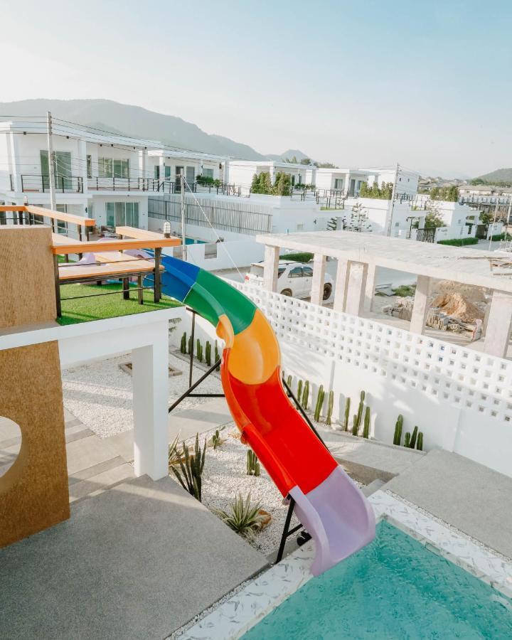 Chalmar Pool Villa *