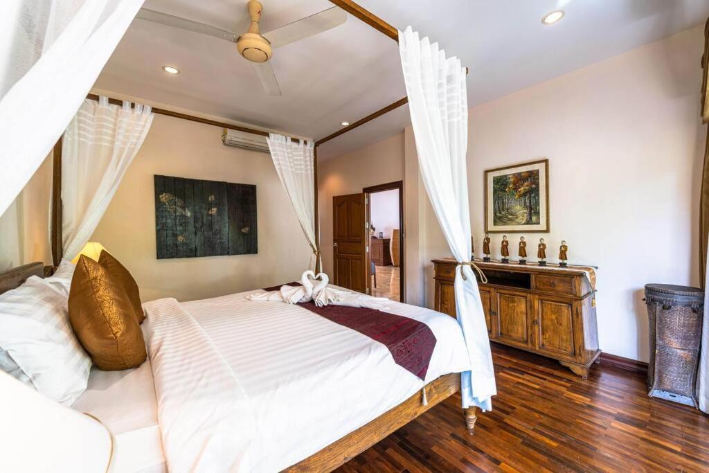 Cozy 3 Bedroom Pool Close To Town Cv3l Villa