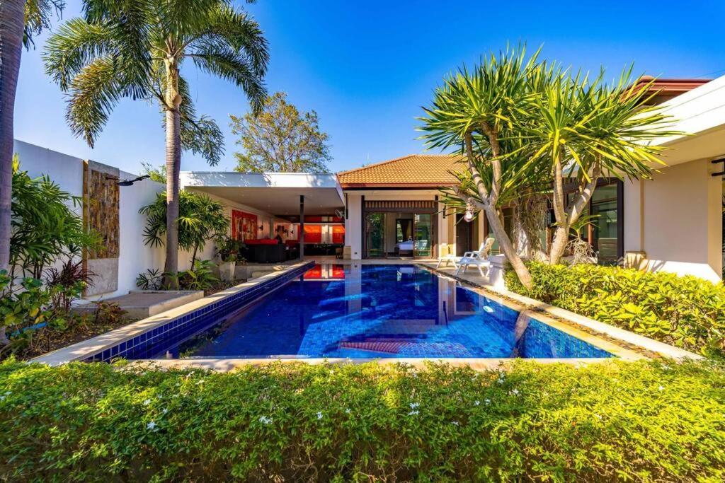 Villa 3 Bedroom Pool In Great Location! Bub Hua Hin