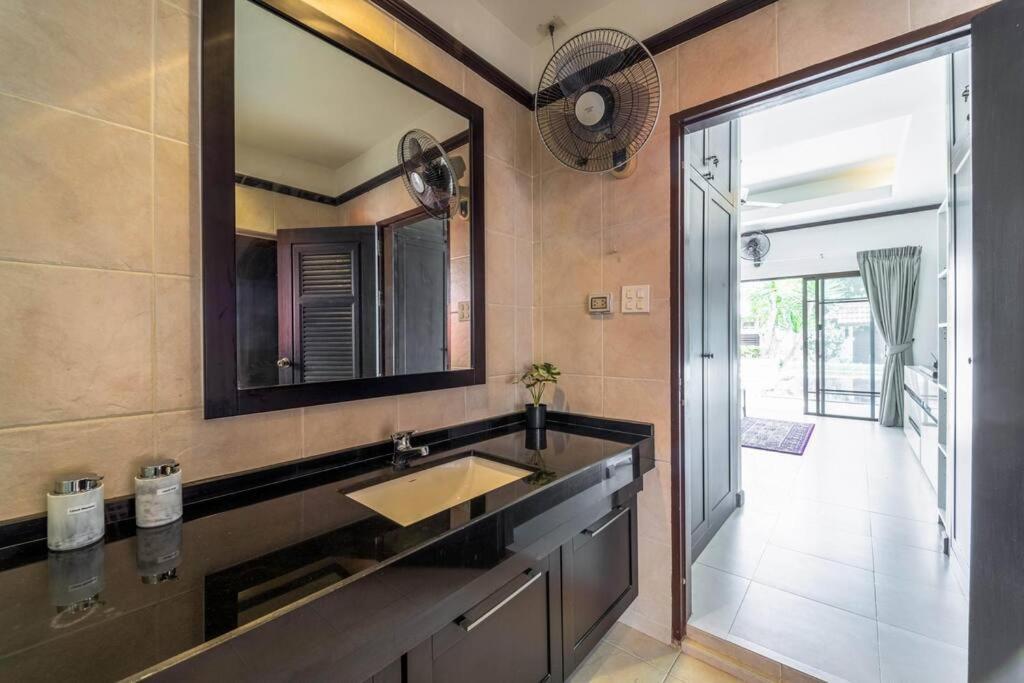 Villa 3 Bedroom Pool In Great Location! Bub Hua Hin