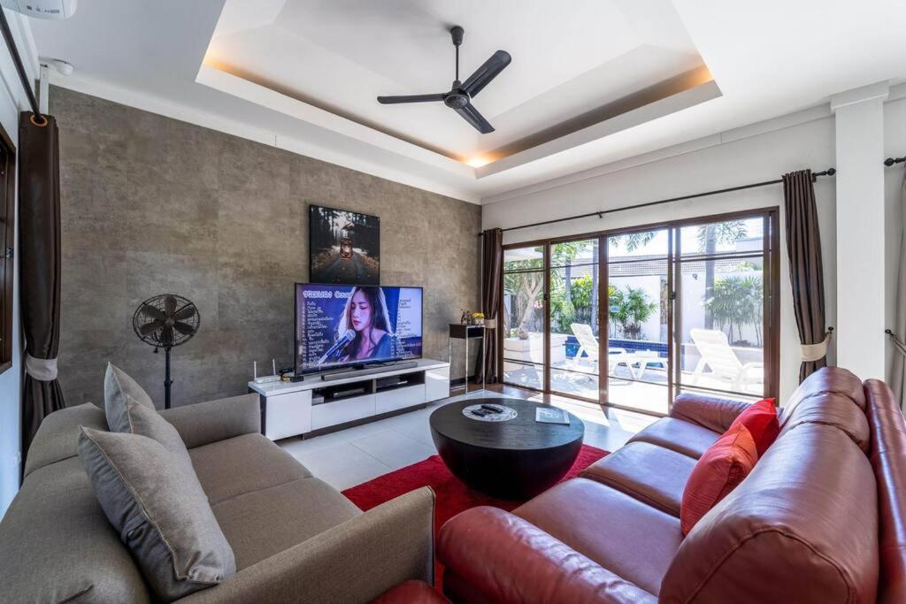 3 Bedroom Pool In Great Location! Bub Hua Hin