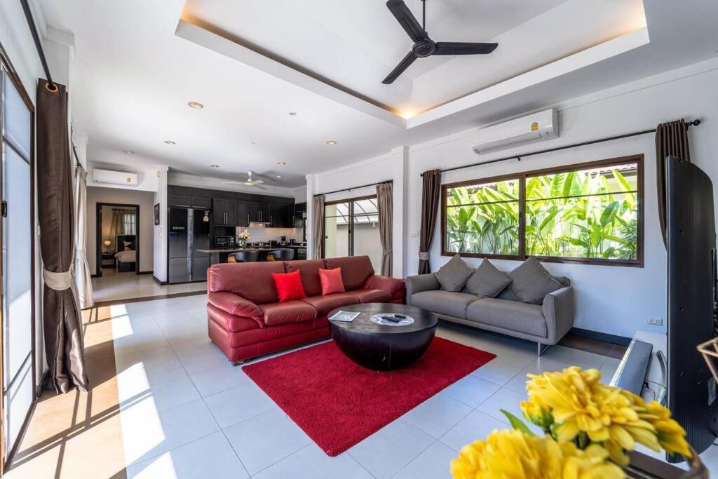3 Bedroom Pool In Great Location! Bub Hua Hin