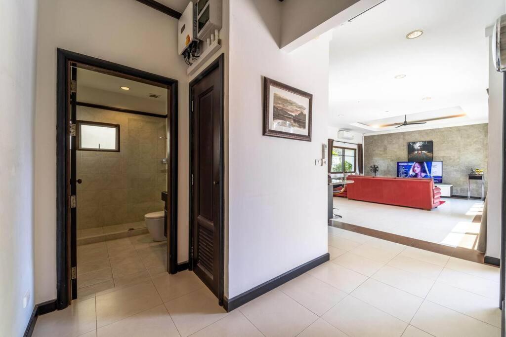 3 Bedroom Pool In Great Location! Bub *