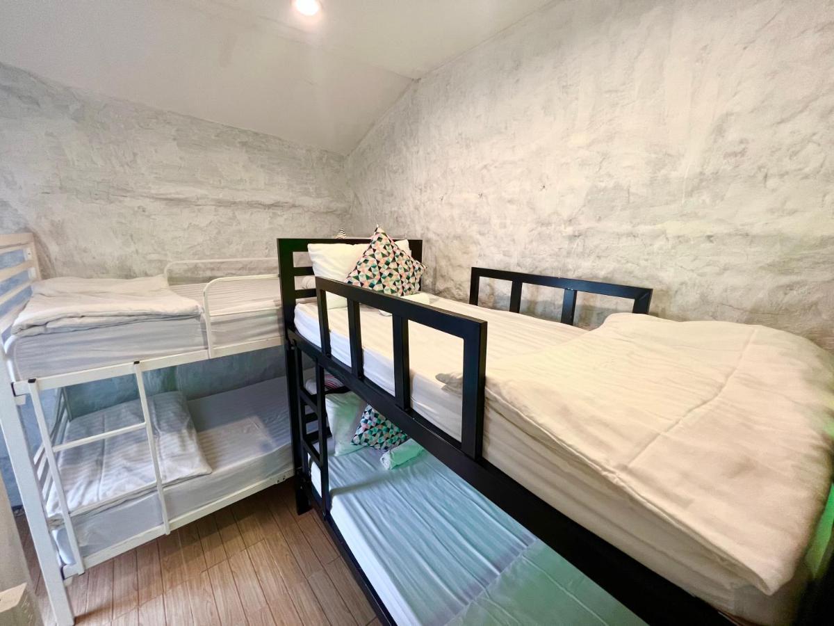 Baan I-dao Poolvilla Villa *