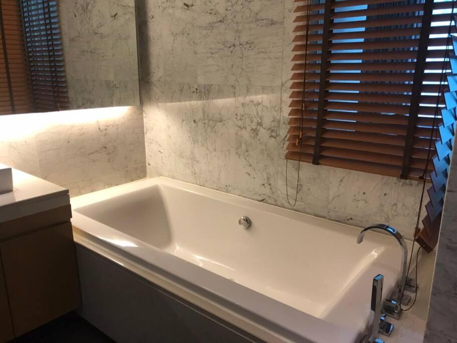 Luxury Amari Condo/resort *