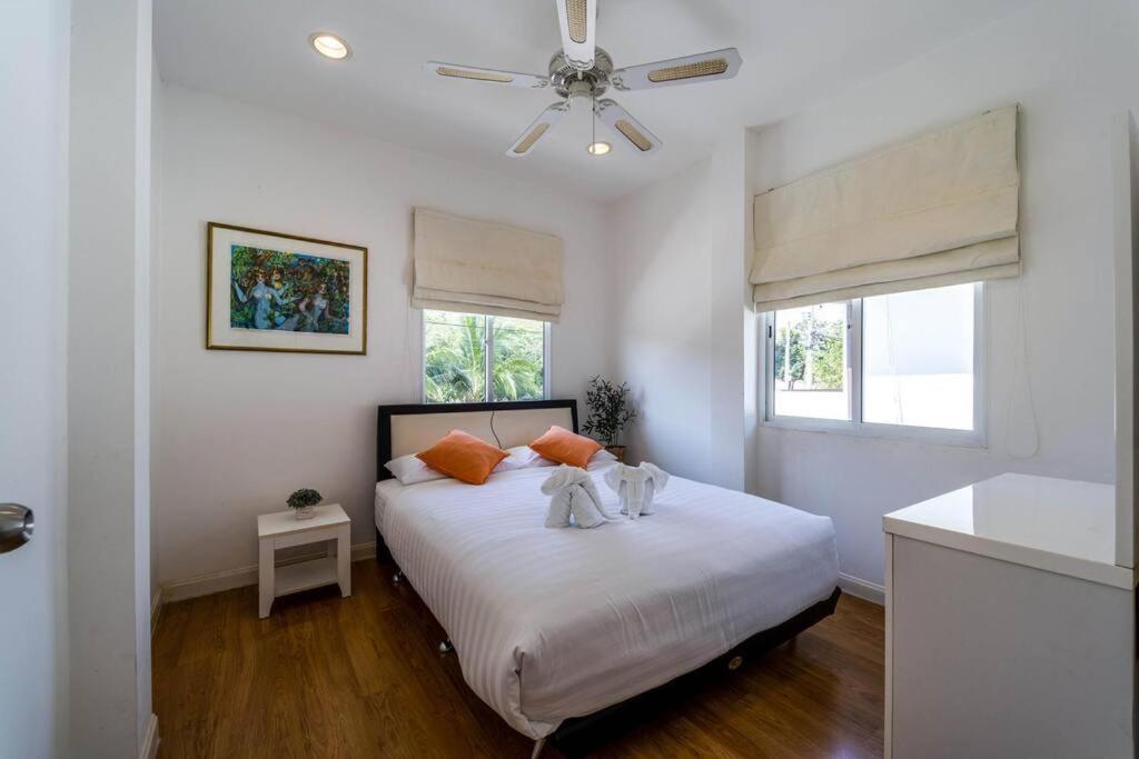 3 Bedroom Pool In Great Location Stv Villa