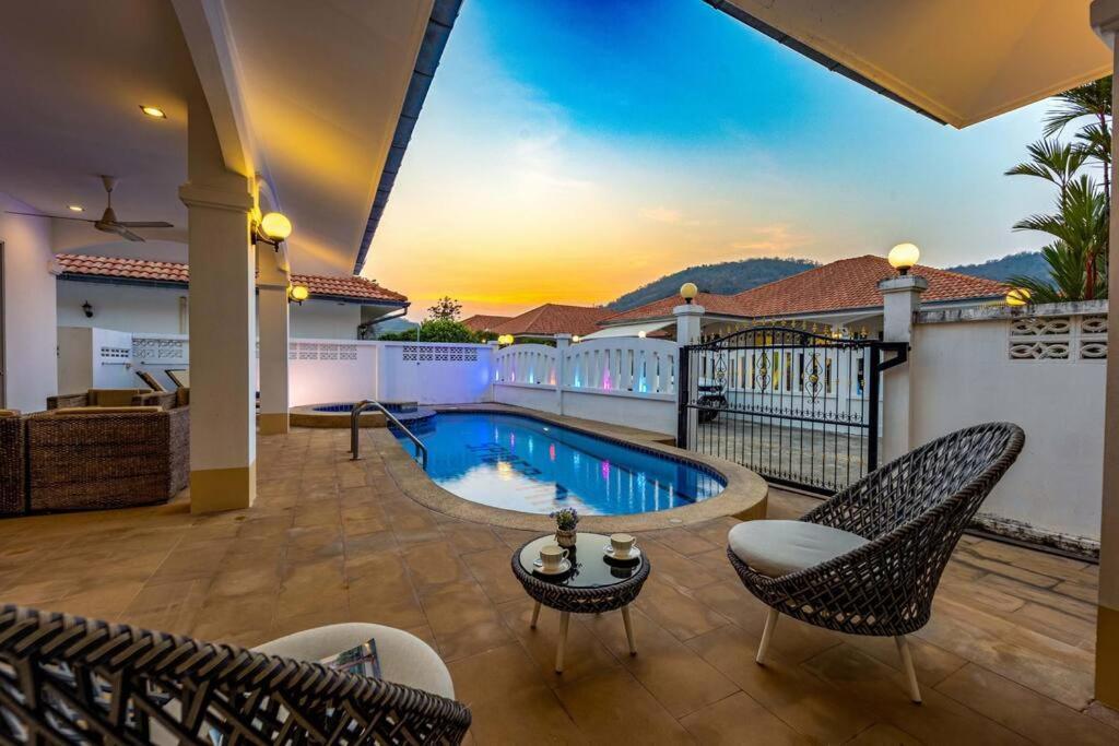Private 4 Bedroom Pool Ng411 * Hua Hin