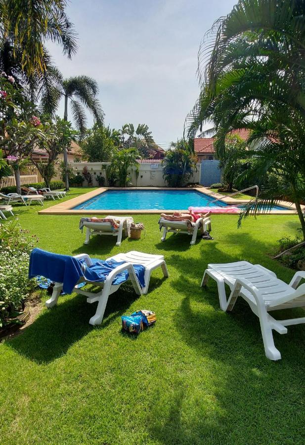 Apartment Baan Victoria Paradise