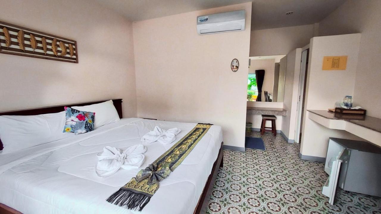 Hotel Baanloksouylokchay Hua Hin