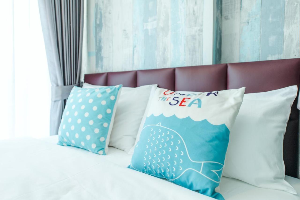 Family Condo: 3-bedroom Waterpark Oasis Near Cicada Market Guest house Hua Hin