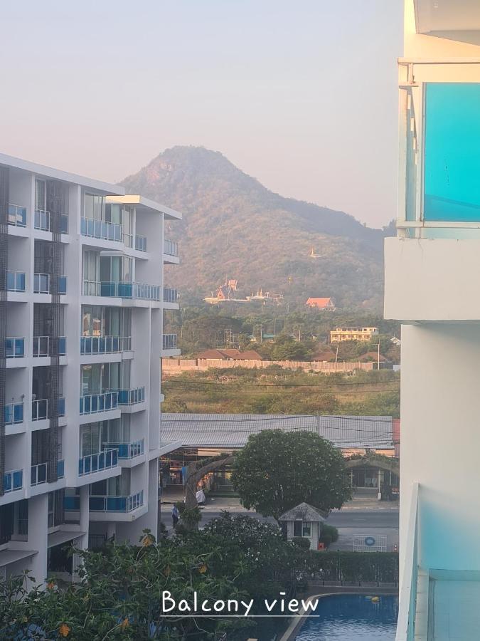 Light, Airy, Pool Views 2 Bed 2 Bath, Free Wifi, Elect Apartment