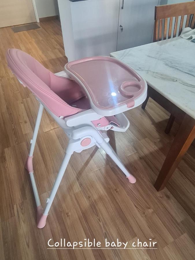 Apartment Light, Airy, Pool Views 2 Bed 2 Bath, Free Wifi, Elect *