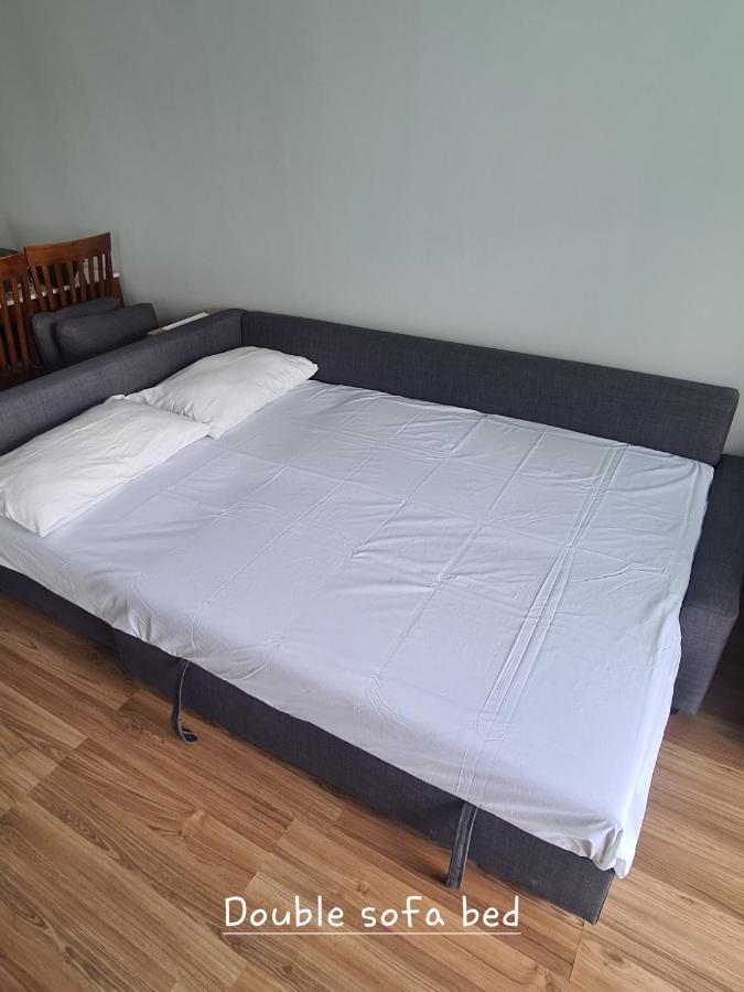 Light, Airy, Pool Views 2 Bed 2 Bath, Free Wifi, Elect *