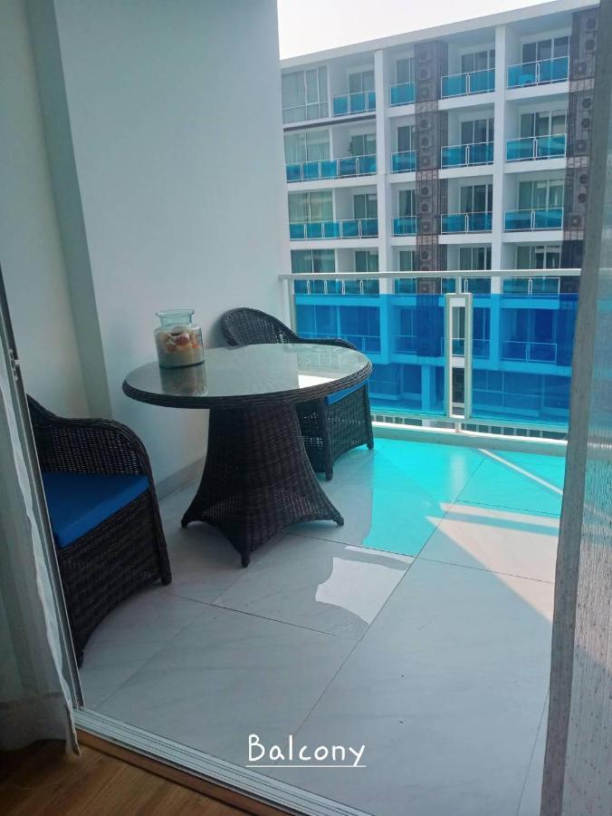 Light, Airy, Pool Views 2 Bed 2 Bath, Free Wifi, Elect *