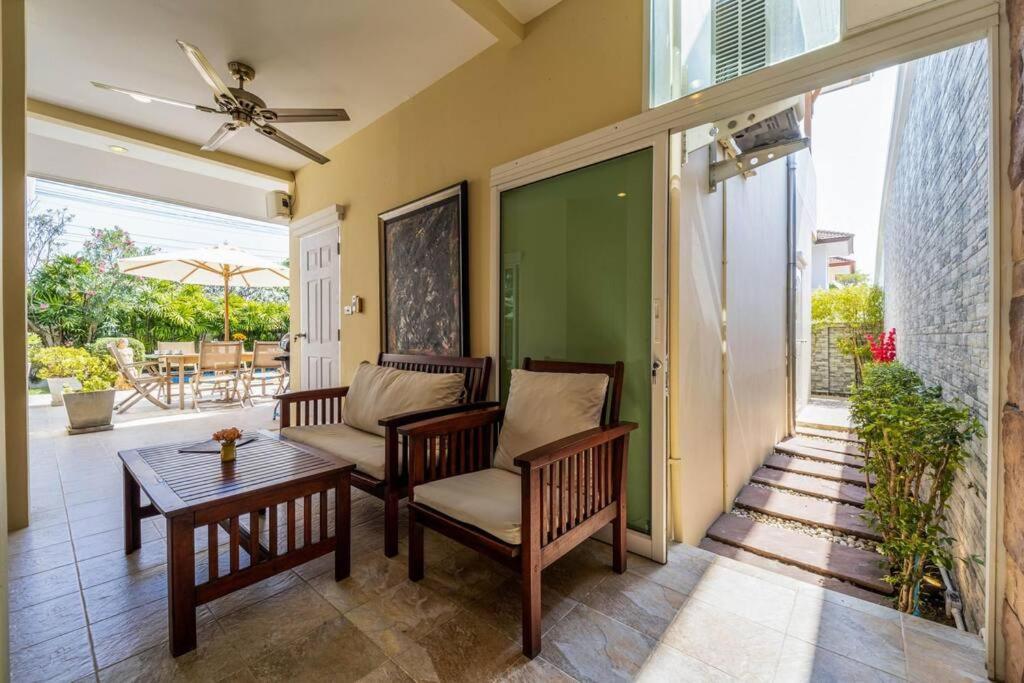 3 Bedroom Pool In Great Location Stv Villa