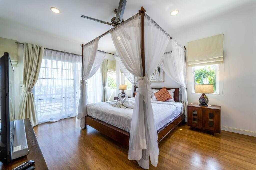 Villa 3 Bedroom Pool In Great Location Stv *