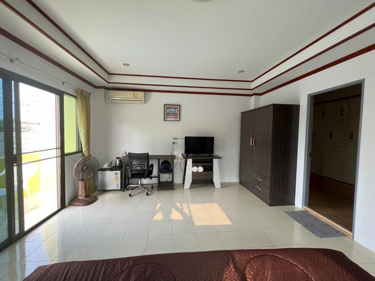 Gasthuis Rose Garden Soi 88 *