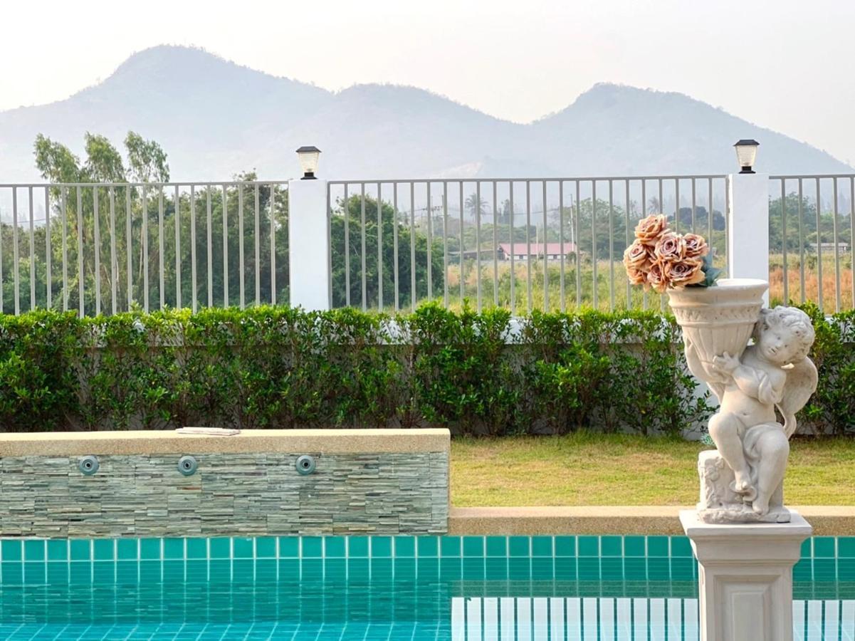 Luxurious 4-bedroom Pool With Best Mountain Views *