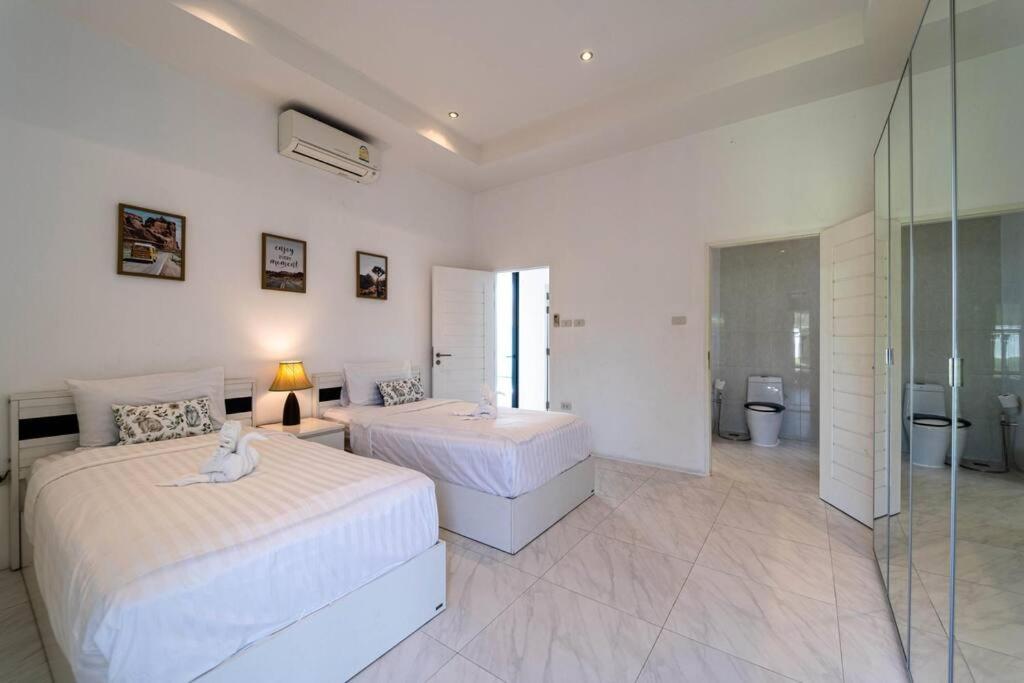 Modern Large 2 Bedroom Pool Pv2 Villa *