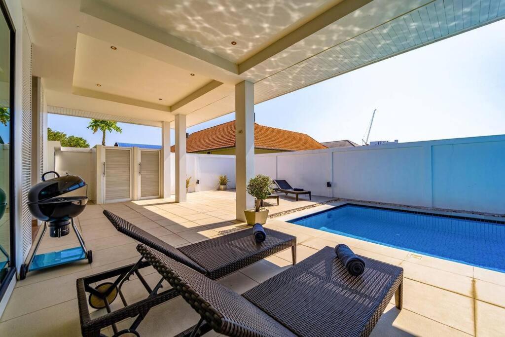Villa Modern Large 2 Bedroom Pool Pv2